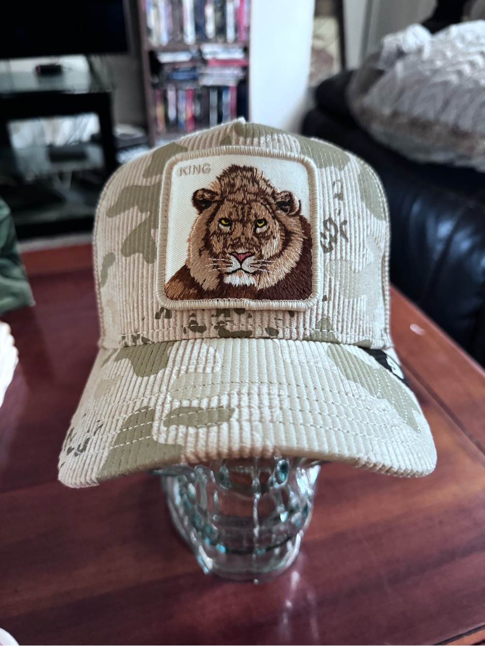 Goorin Bros. “KING CAMO” King Trucker Hat. Mesh SnapBack NWT.